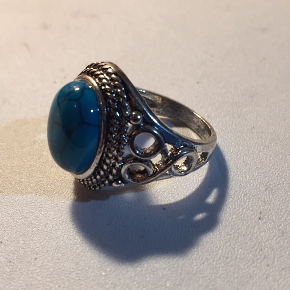 Turquoise Ring - Picture 2 of 3